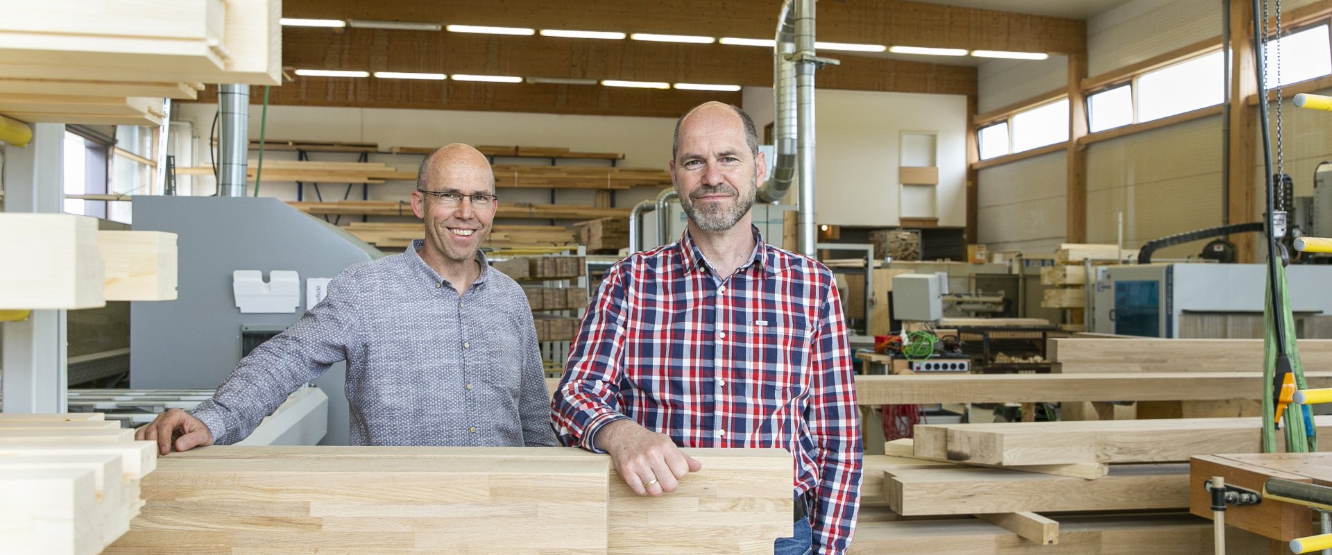 Gerhard und Johannes Güthler im Familienbetrieb